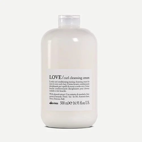 Очищающая пенка для усиления завитка - Davines Essential Haircare Love Curl cleansing cream